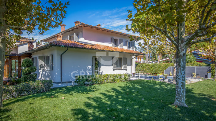 Image No.4-6 Bed Villa for sale