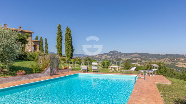 Image No.17-4 Bed Country House for sale