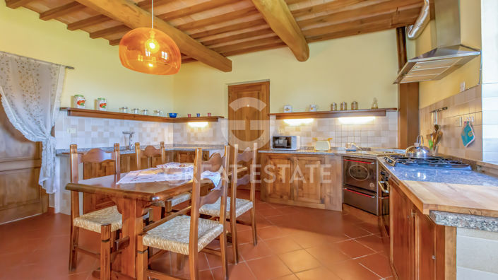 Image No.25-4 Bed Country House for sale