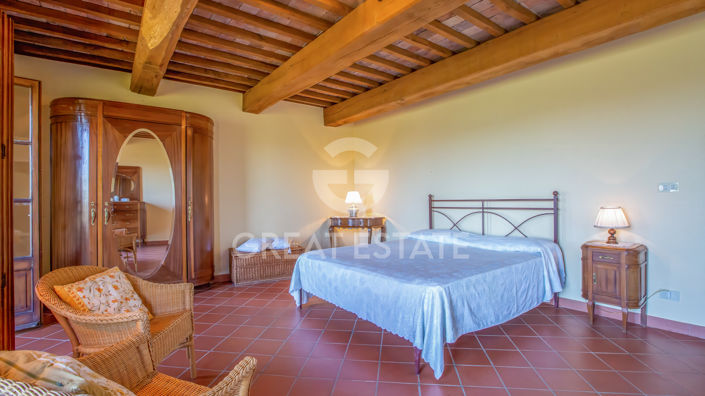 Image No.29-4 Bed Country House for sale