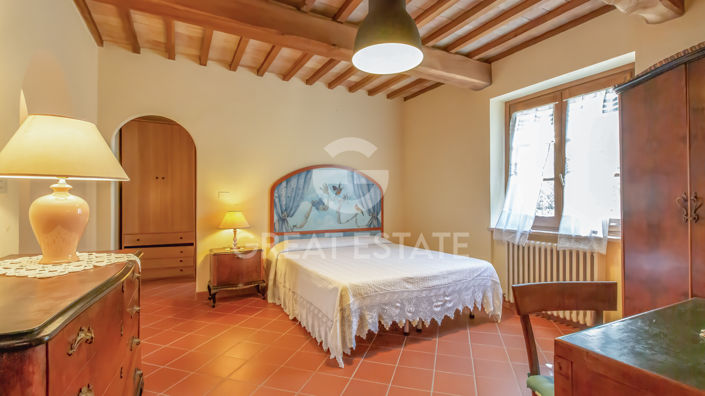 Image No.31-4 Bed Country House for sale