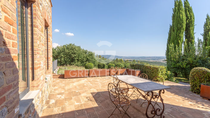Image No.23-5 Bed Country House for sale