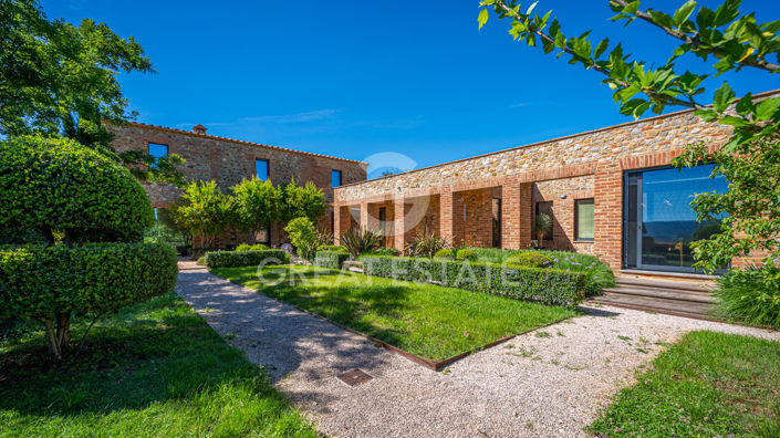 Image No.5-5 Bed Country House for sale