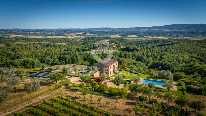 Image No.53-5 Bed Country House for sale
