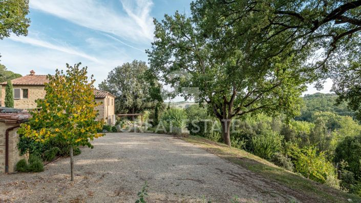 Image No.20-4 Bed Country House for sale