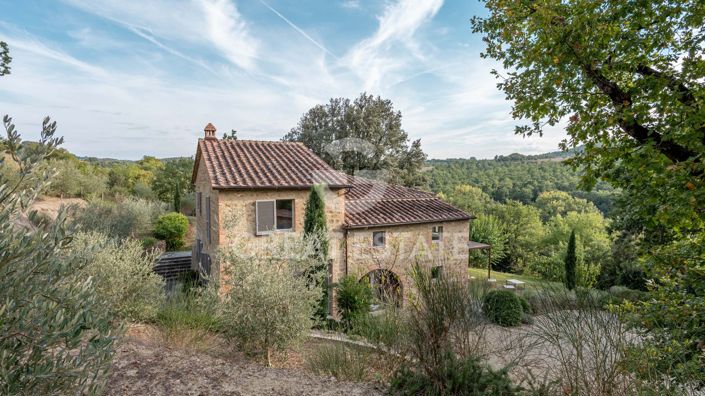 Image No.23-4 Bed Country House for sale