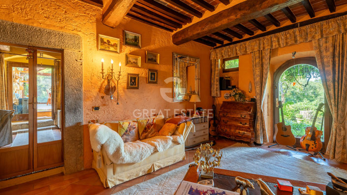 Image No.39-4 Bed Country House for sale