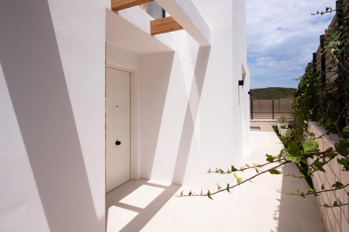 Image No.9-3 Bed Villa / Detached for sale