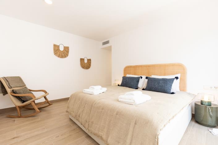 Image No.19-4 Bed Villa / Detached for sale