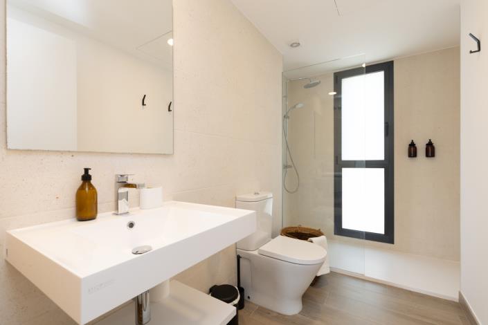 Image No.22-4 Bed Villa / Detached for sale