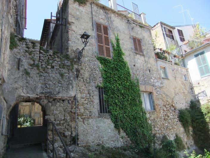 Image No.9-3 Bed Village House for sale
