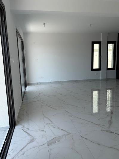 Image No.6-3 Bed Villa / Detached for sale