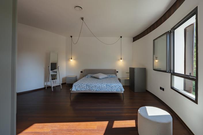 Image No.17-5 Bed Villa for sale