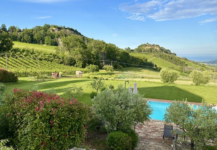 Image No.16-4 Bed Country House for sale