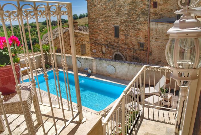 Image No.48-4 Bed Village House for sale