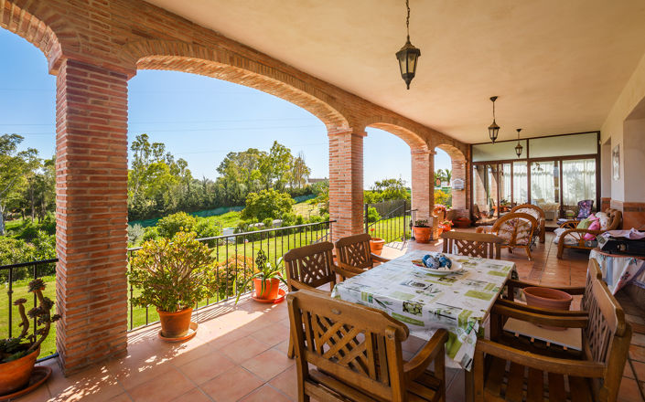 Image No.2-Finca de 4 chambres à vendre à Estepona