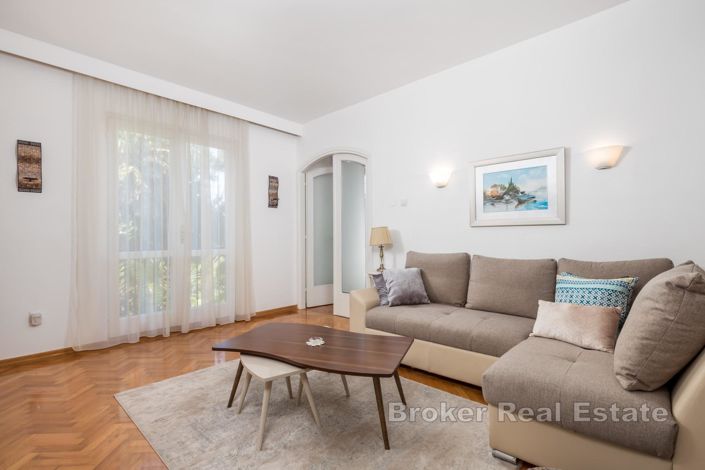 Image No.16-9 Bed Villa for sale