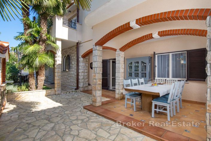 Image No.24-9 Bed Villa for sale