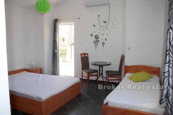 Image No.12-6 Bed Villa for sale