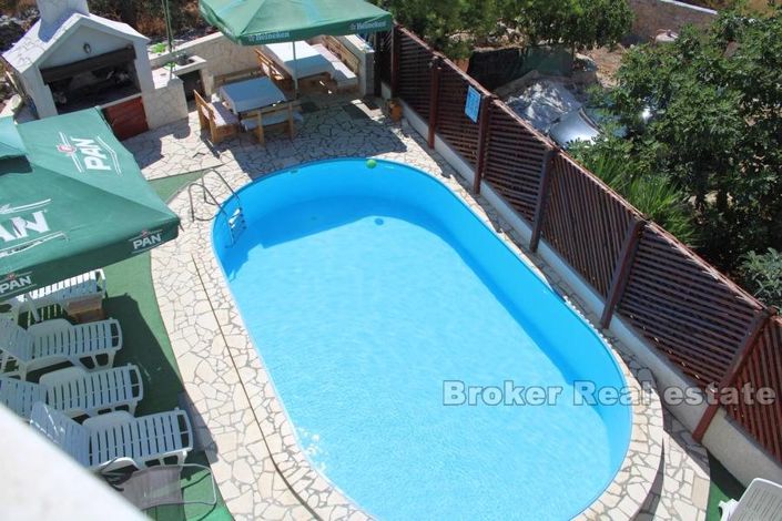 Image No.4-6 Bed Villa for sale