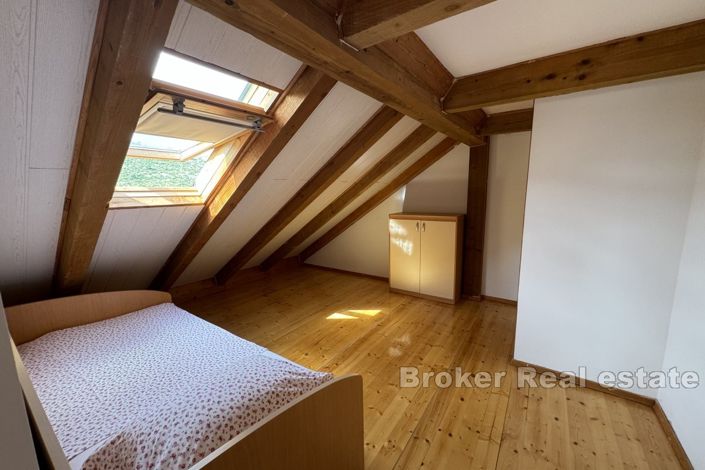Image No.12-6 Bed Villa for sale