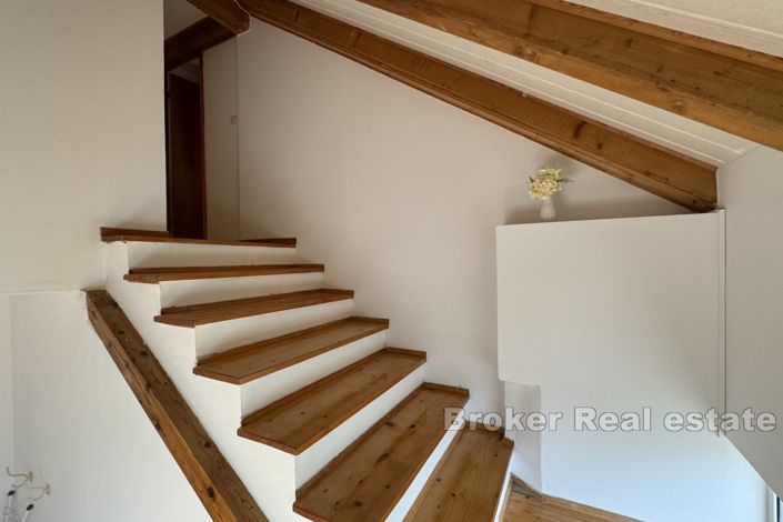 Image No.8-6 Bed Villa for sale