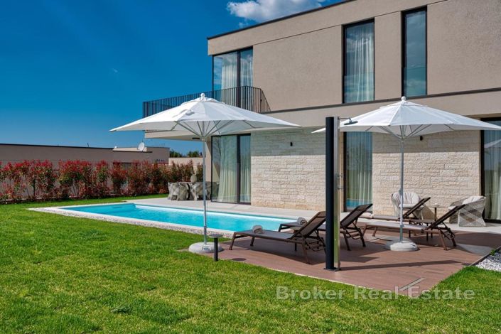 Image No.15-4 Bed Villa for sale