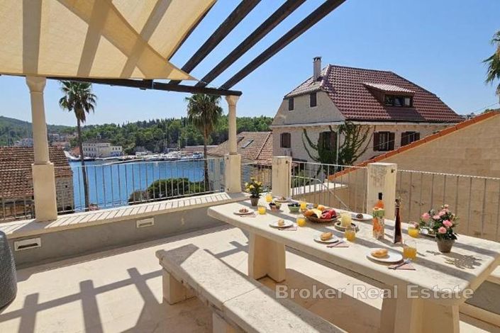 Image No.12-4 Bed Villa for sale