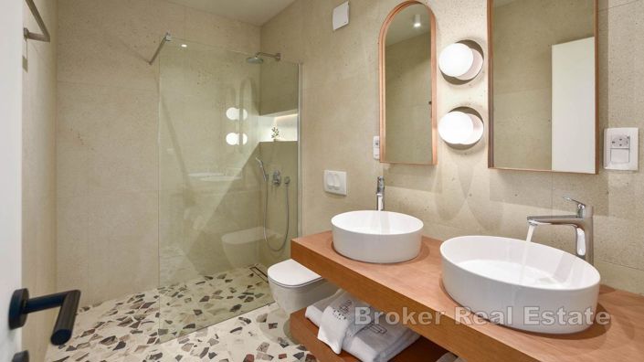 Image No.13-4 Bed Villa for sale