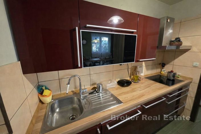 Image No.4-4 Bed Apartment for sale