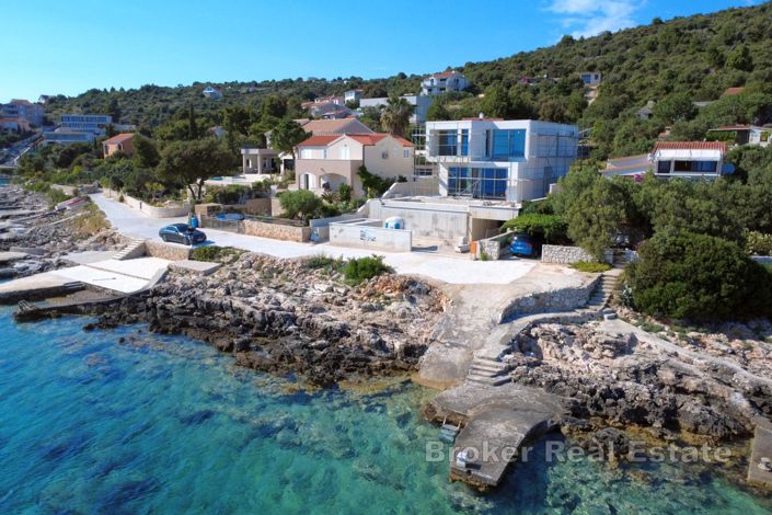 Image No.3-5 Bed Villa for sale