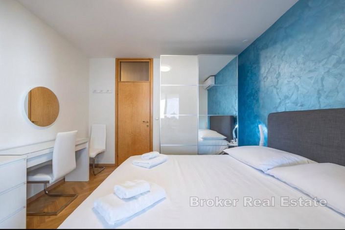 Image No.14-3 Bed Apartment for sale