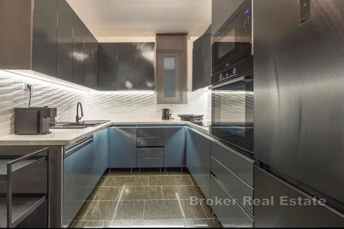 Image No.3-3 Bed Apartment for sale