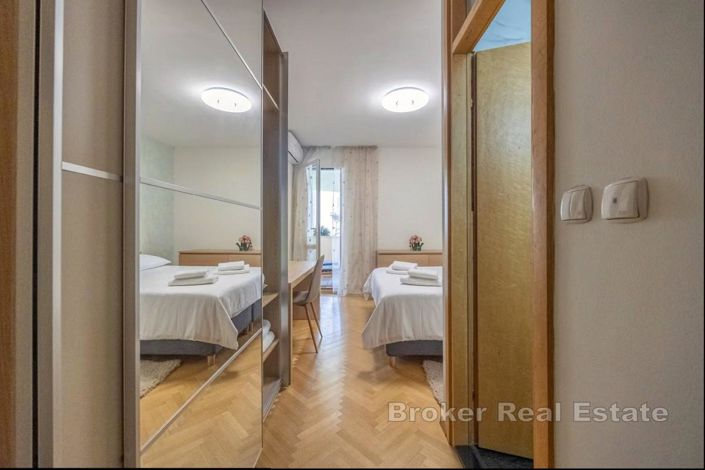 Image No.9-3 Bed Apartment for sale