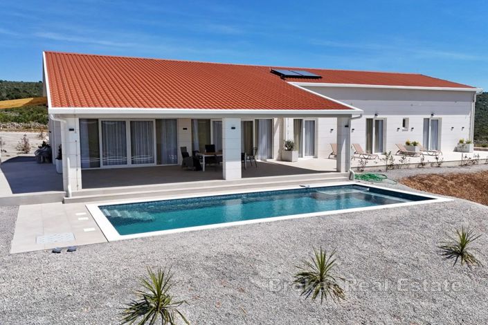 Image No.6-6 Bed Villa for sale