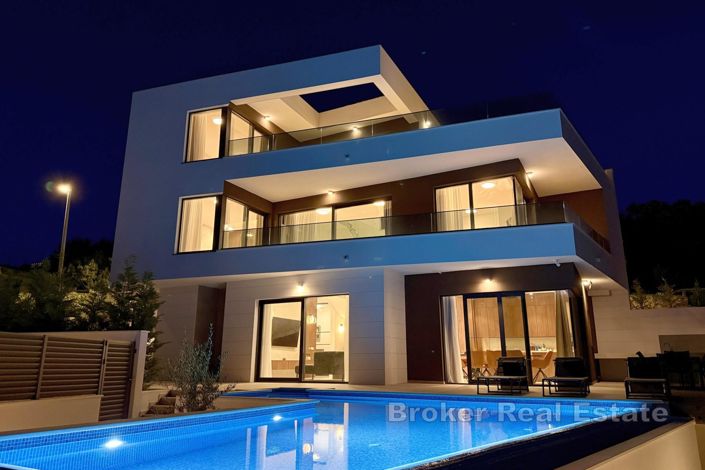 Image No.25-3 Bed Villa for sale