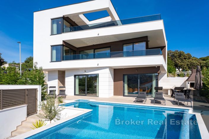 Image No.4-3 Bed Villa for sale
