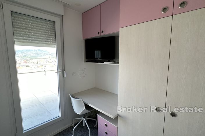 Image No.11-3 Bed Apartment for sale