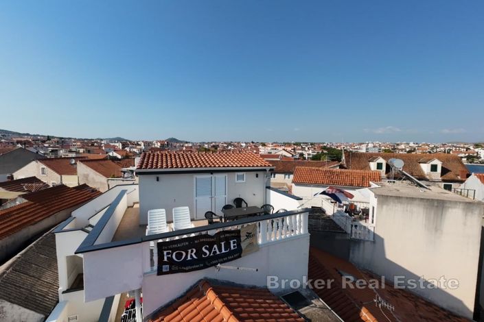 Image No.15-8 Bed Villa for sale