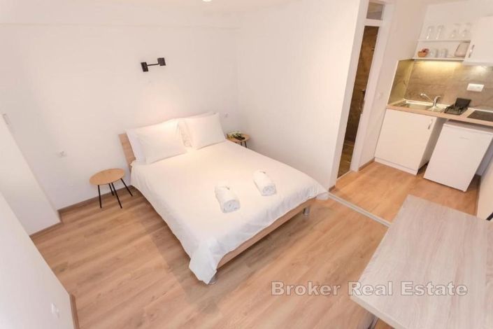Image No.8-8 Bed Villa for sale