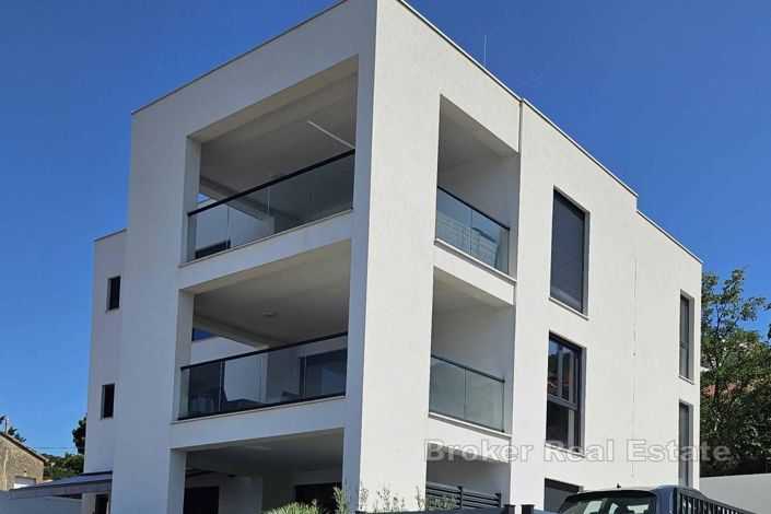 Image No.8-3 Bed Apartment for sale