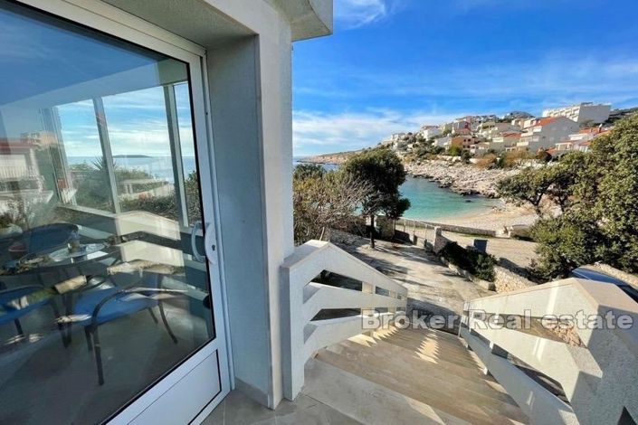 Image No.4-9 Bed Villa for sale
