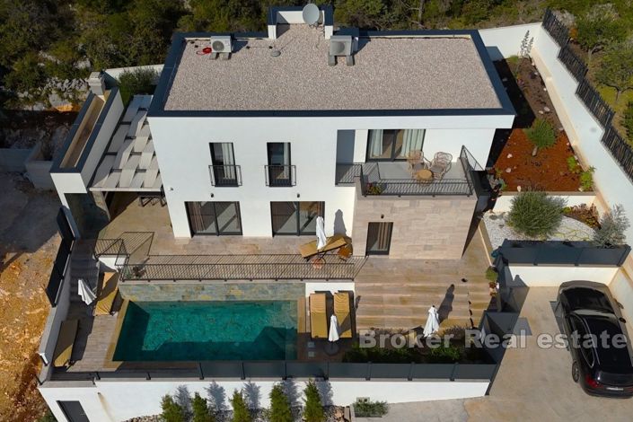 Image No.14-3 Bed Villa for sale