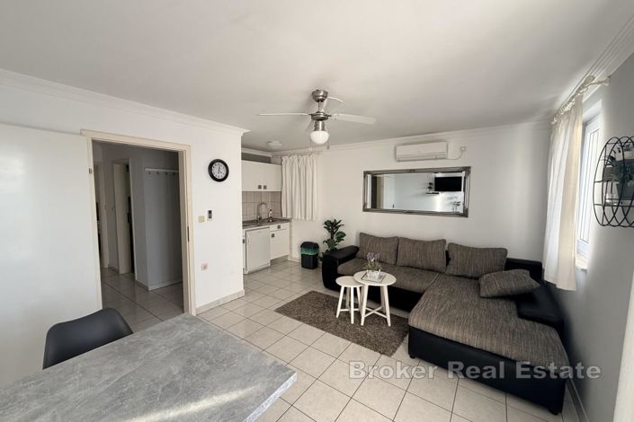 Image No.10-10 Bed Villa for sale