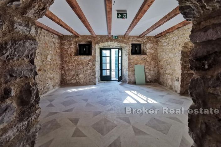Image No.7-Un hôtel de 13 chambres à vendre à Sibenik