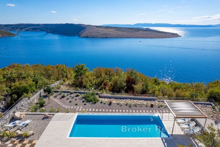 Image No.3-5 Bed Villa for sale