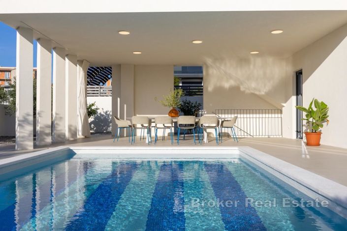 Image No.5-3 Bed Villa for sale