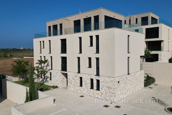 Image No.3-3 Bed Apartment for sale