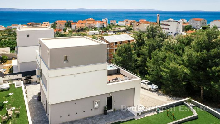 Image No.19-4 Bed Villa for sale