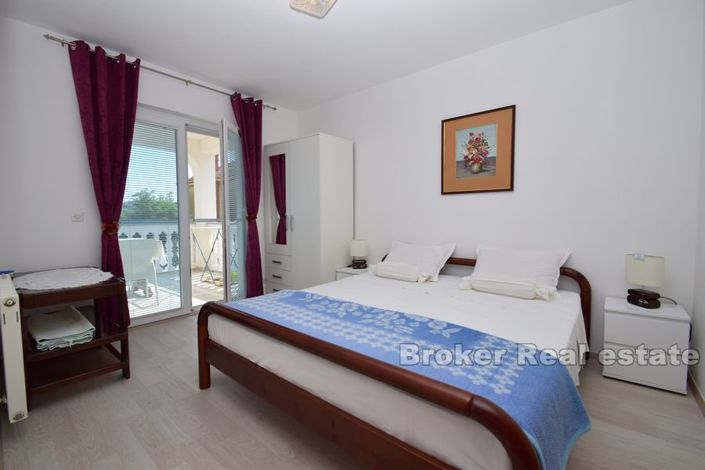 Image No.11-7 Bed Villa for sale